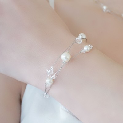 bracelet de mariage en perles pour cérémonie mariée